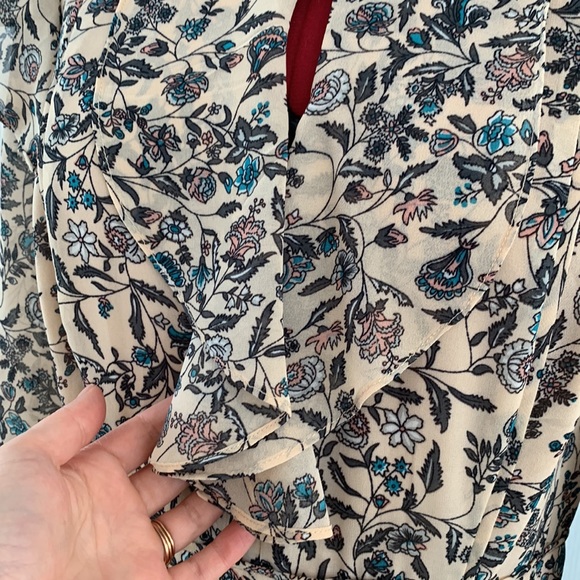 BARDOT Blush Floral Playsuit Size 10 - Picture 3 of 12